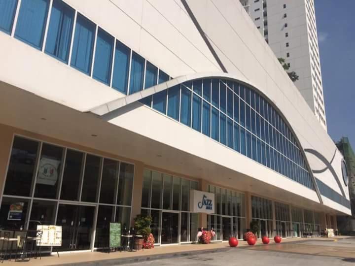 Condotel @Jazz Residences Manila Exterior photo